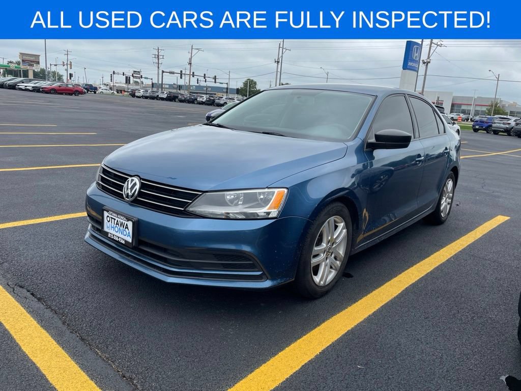 Used 2015 Volkswagen Jetta TDI S w/ Welcome Package FWD image 2