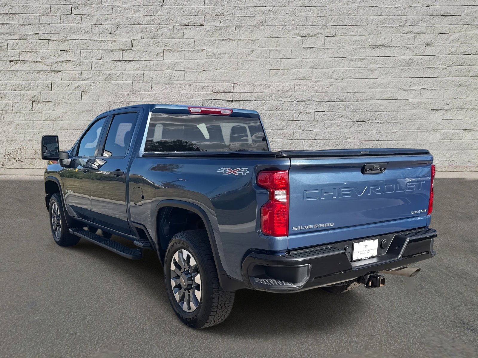 Used 2024 Chevrolet Silverado 2500 Custom w/ Custom Convenience Package image 7