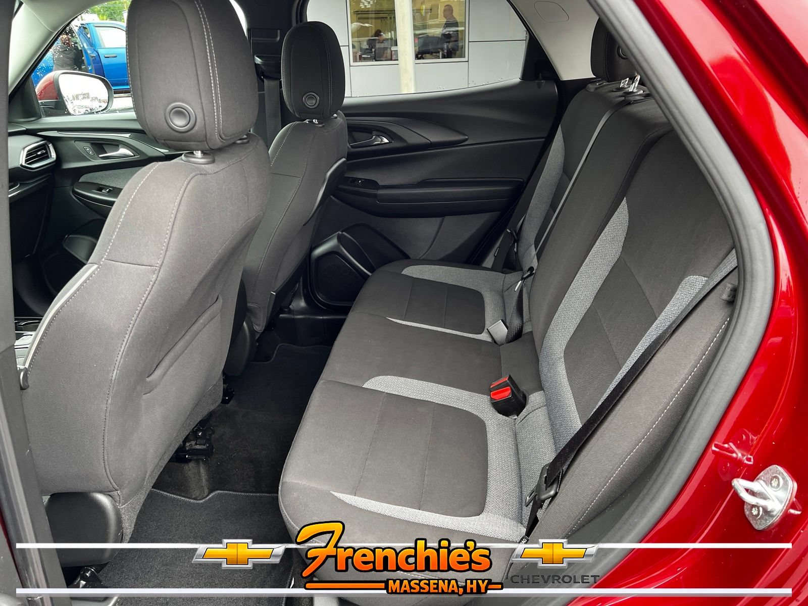 Used 2022 Chevrolet TrailBlazer LT AWD/4WD image 7