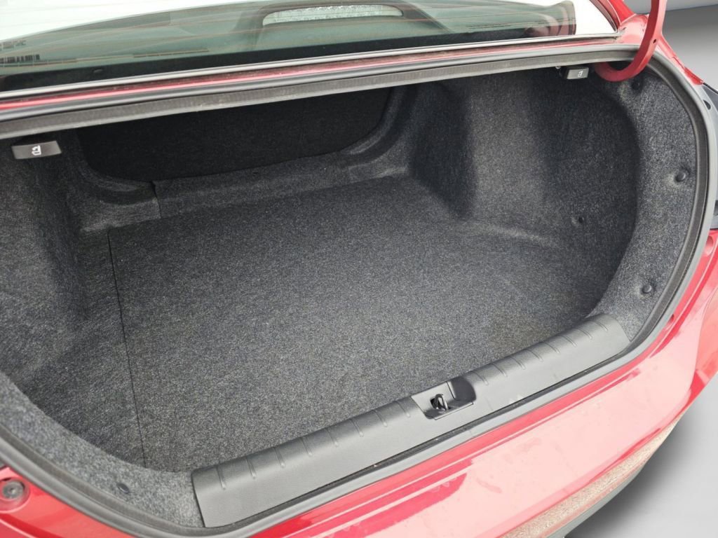 Certified 2021 Honda Insight EX image 25