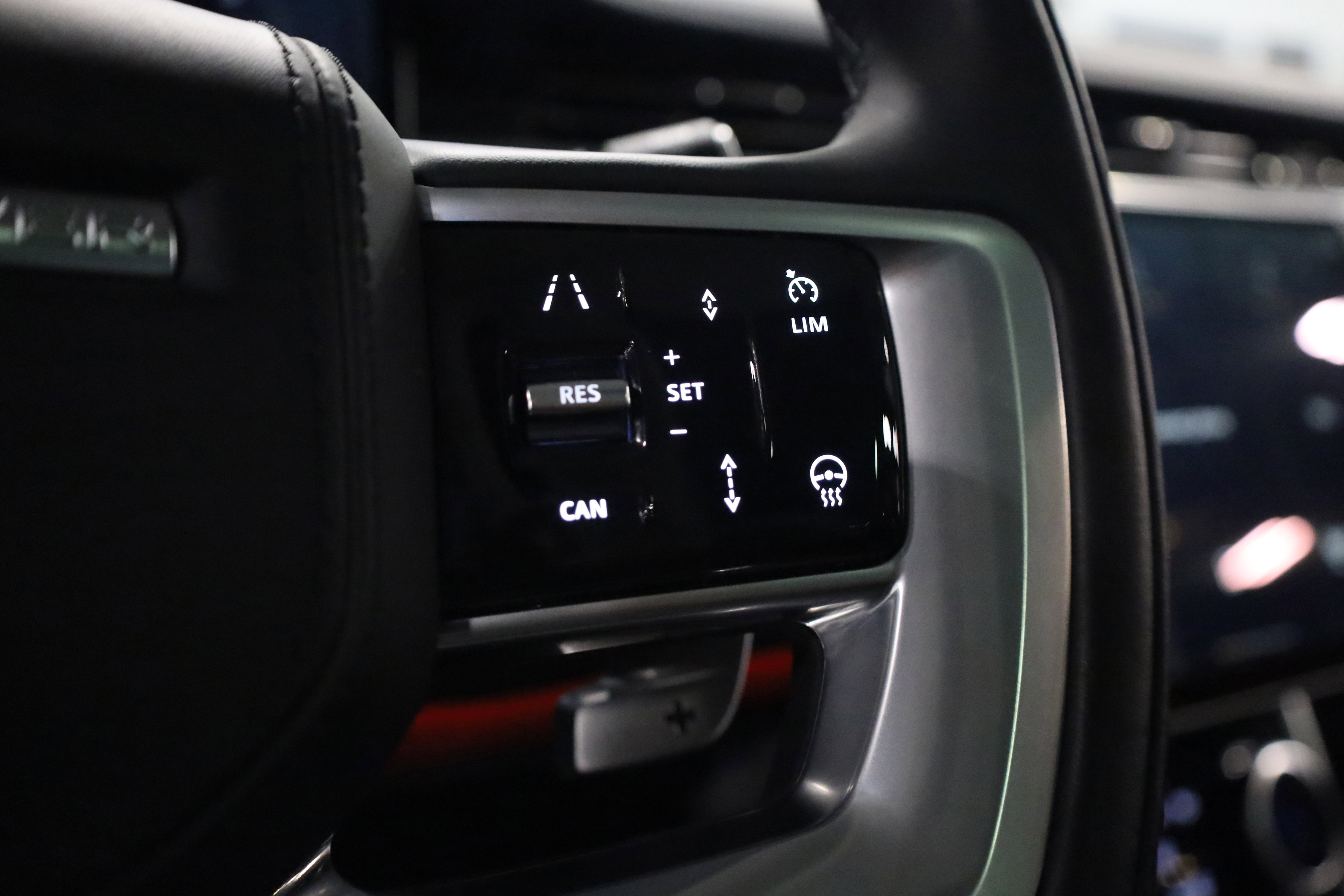 Used 2023 Land Rover Range Rover First Edition image 26