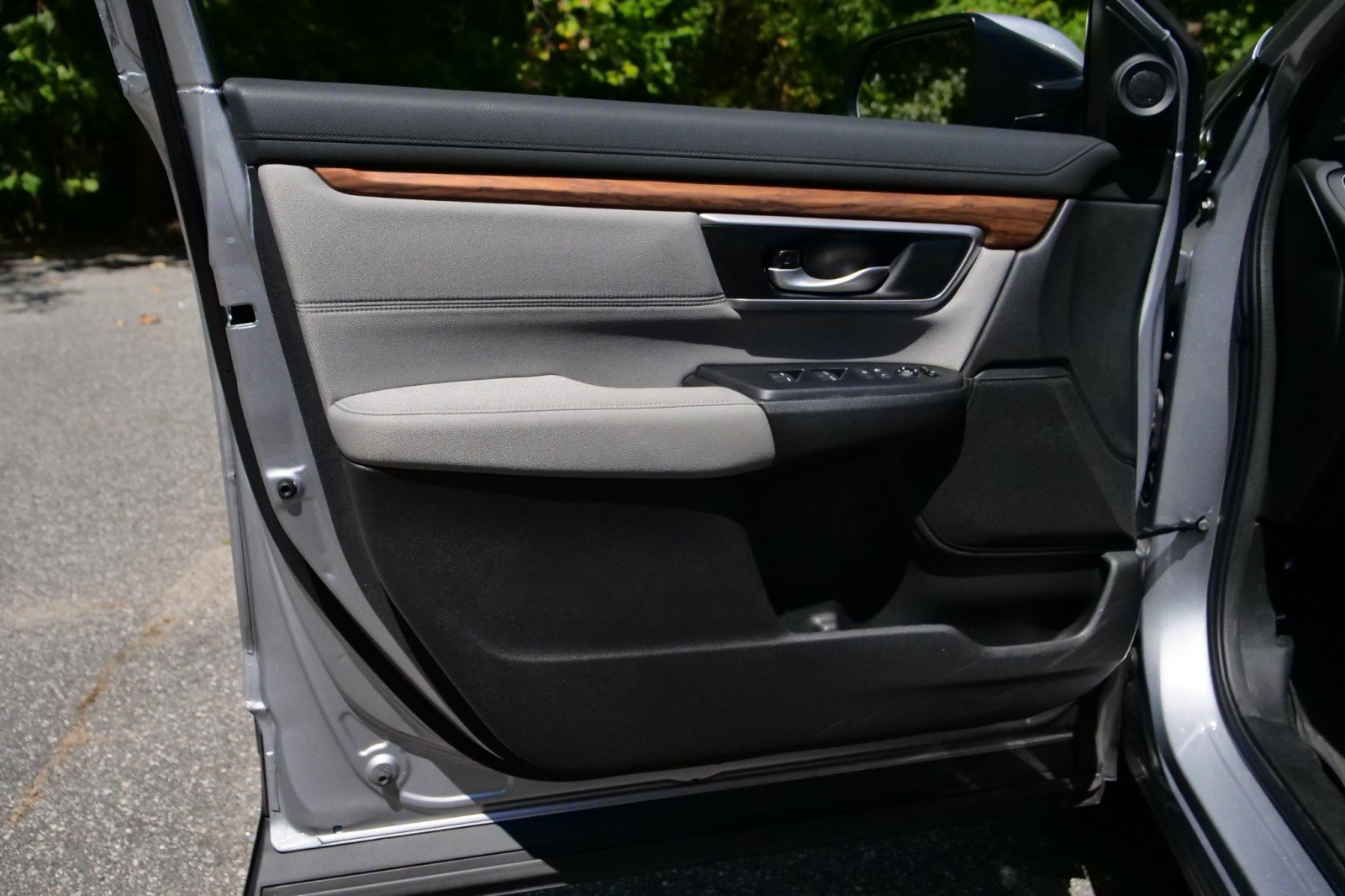 Used 2019 Honda CR-V EX image 25