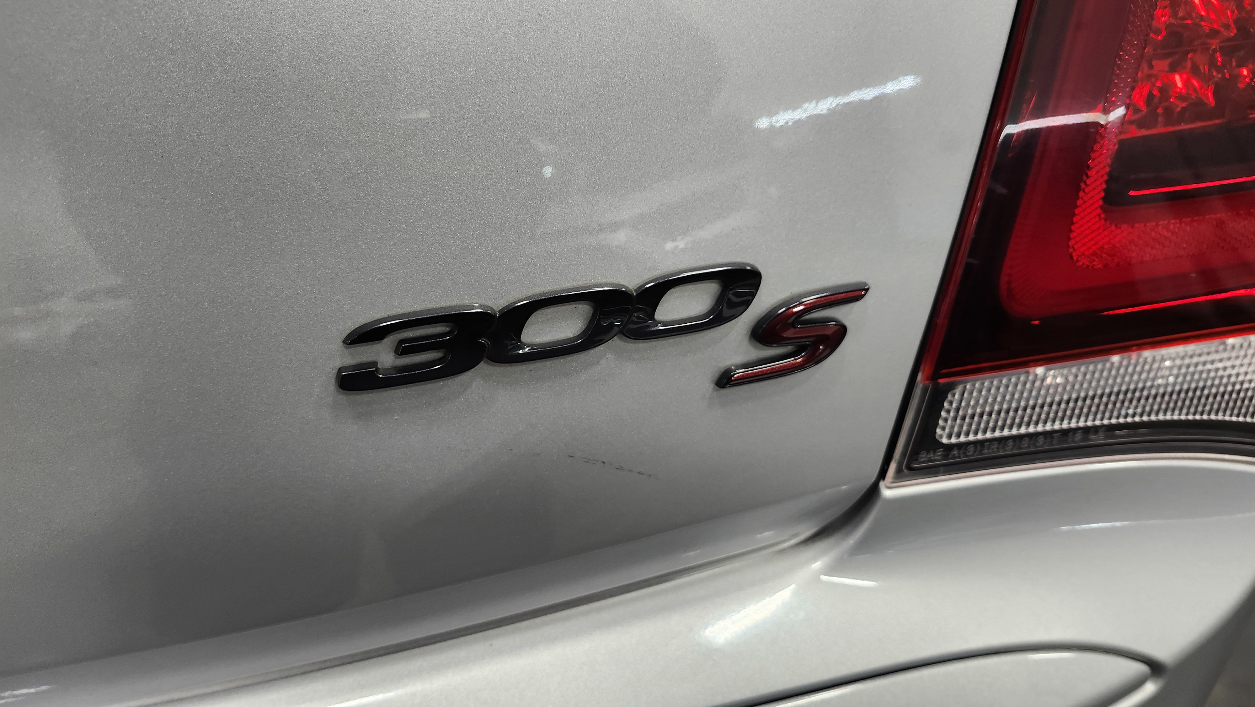 Used 2023 Chrysler 300 S image 24