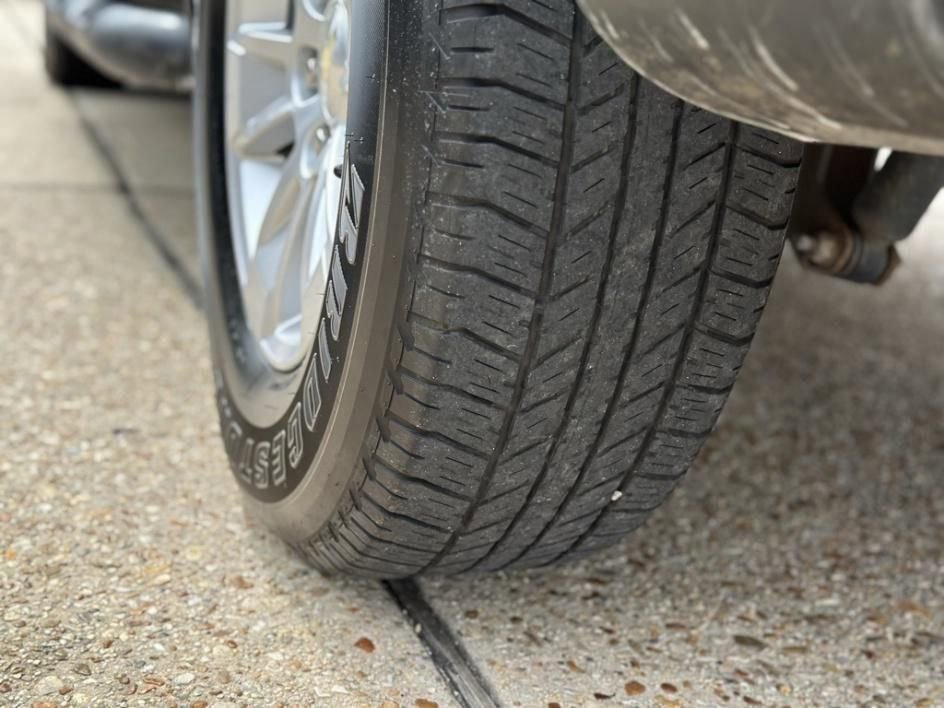 Used 2020 Chevrolet Silverado 1500 LT w/ Convenience Package image 13