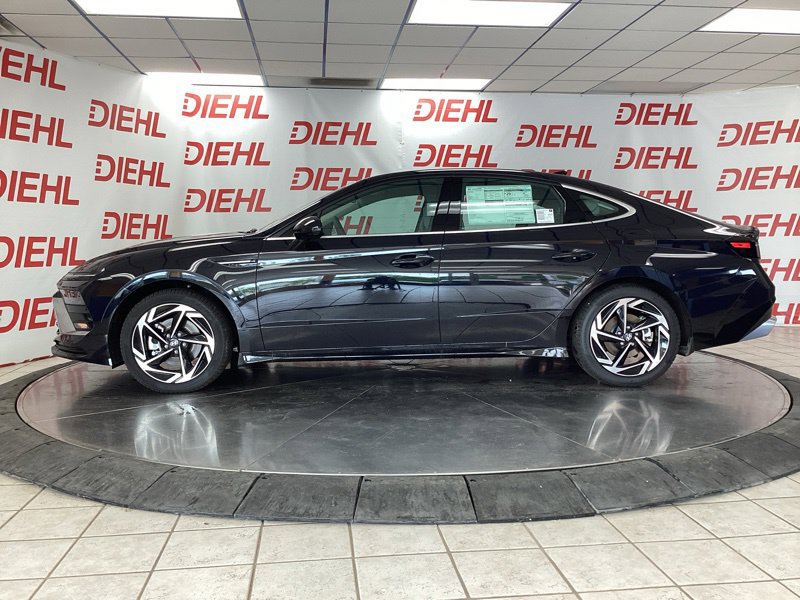 New 2026 Hyundai Sonata SEL FWD image 4
