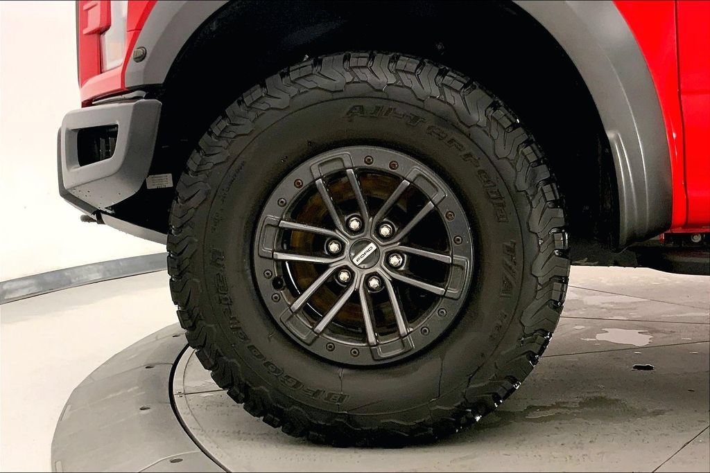 Used 2019 Ford F150 Raptor w/ Equipment Group 802A Luxury AWD/4WD image 8