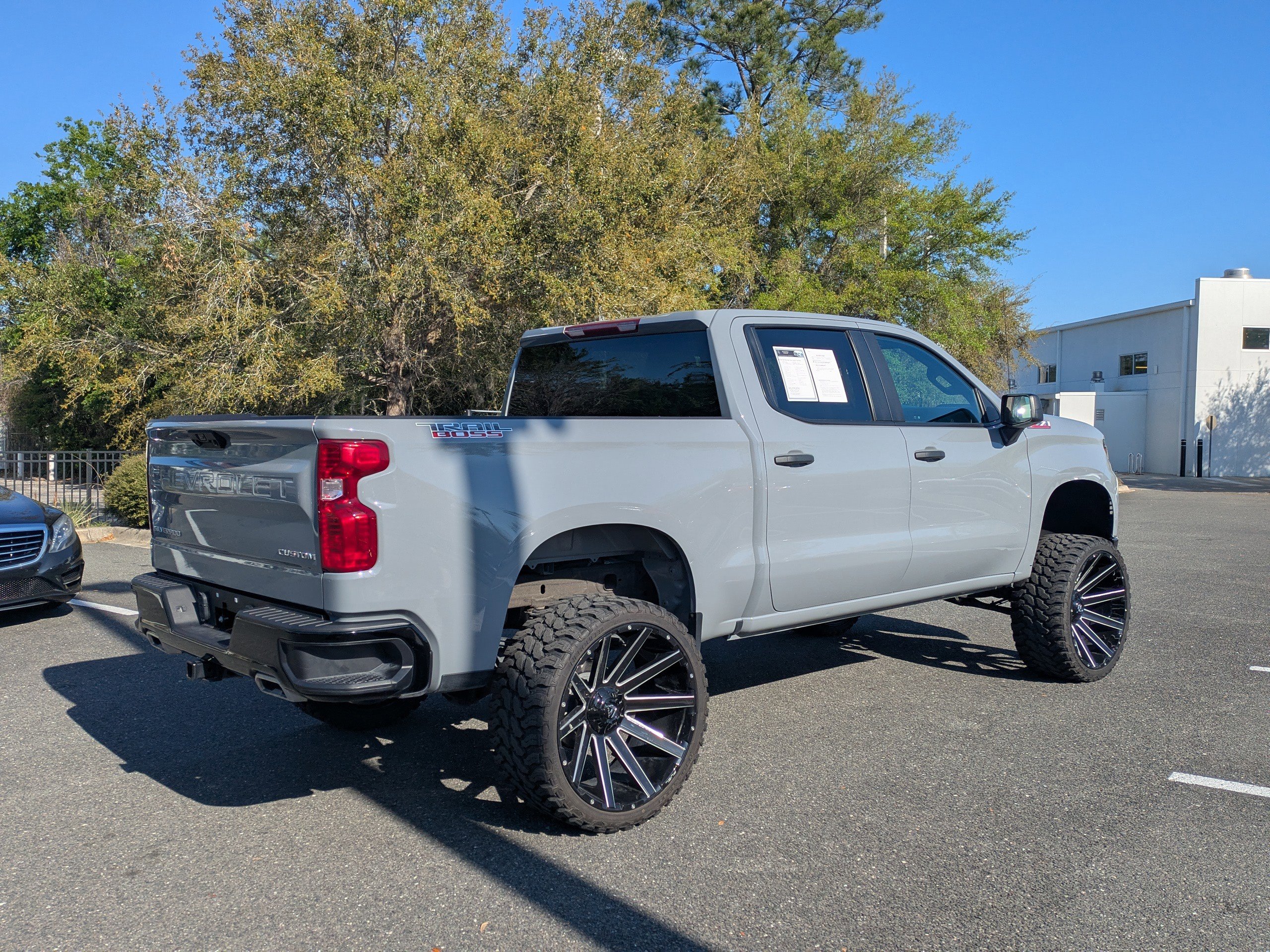 Used 2025 Chevrolet Silverado 1500 Custom Trail Boss image 3