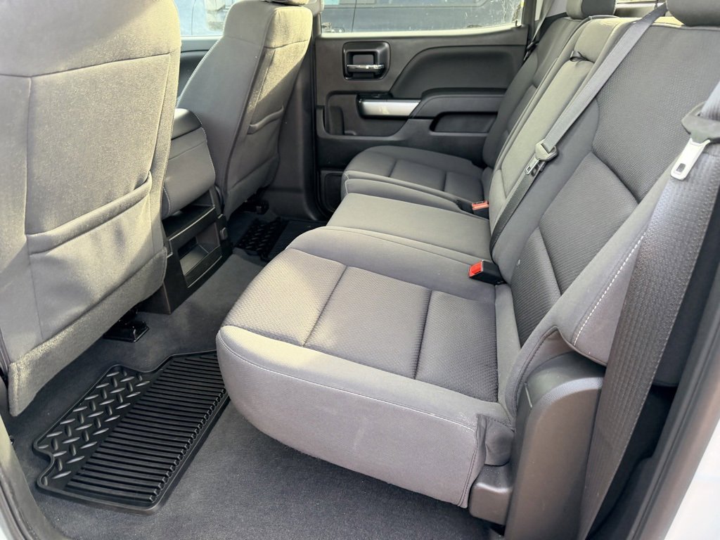 Used 2018 Chevrolet Silverado 1500 LT w/ All Star Edition image 32