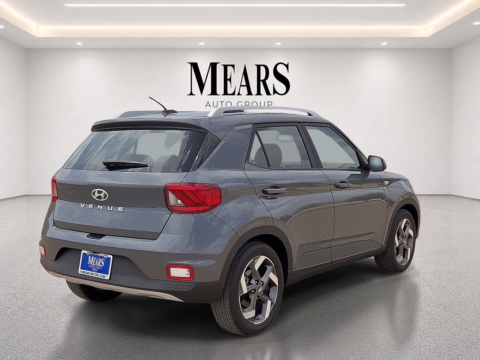 Used 2025 Hyundai Venue SEL FWD image 5