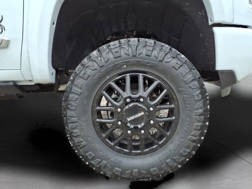 New 2026 Chevrolet Silverado 3500 High Country w/ High Country Premium Package image 9