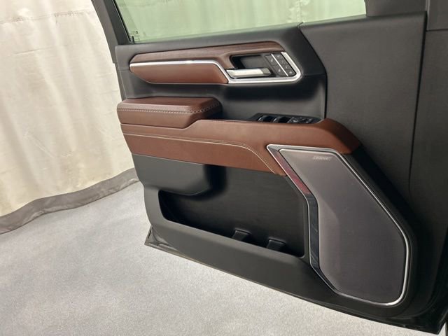 Used 2024 GMC Sierra 3500 Denali Ultimate image 23