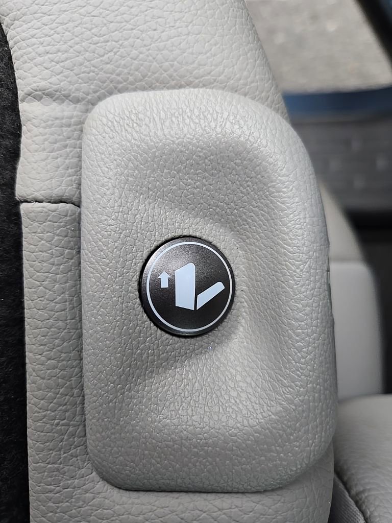 Used 2018 Honda Pilot Touring image 56