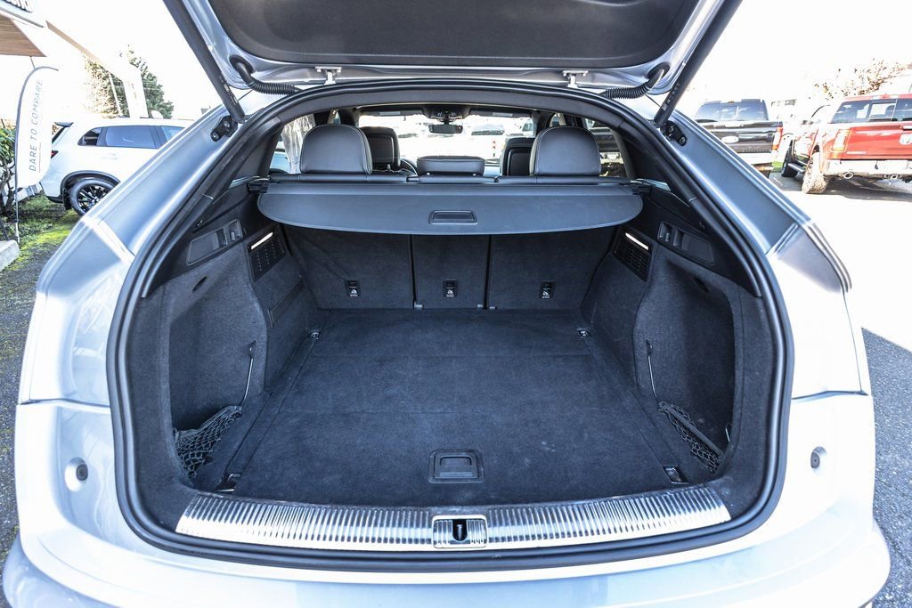Used 2022 Audi SQ5 Premium Plus image 32