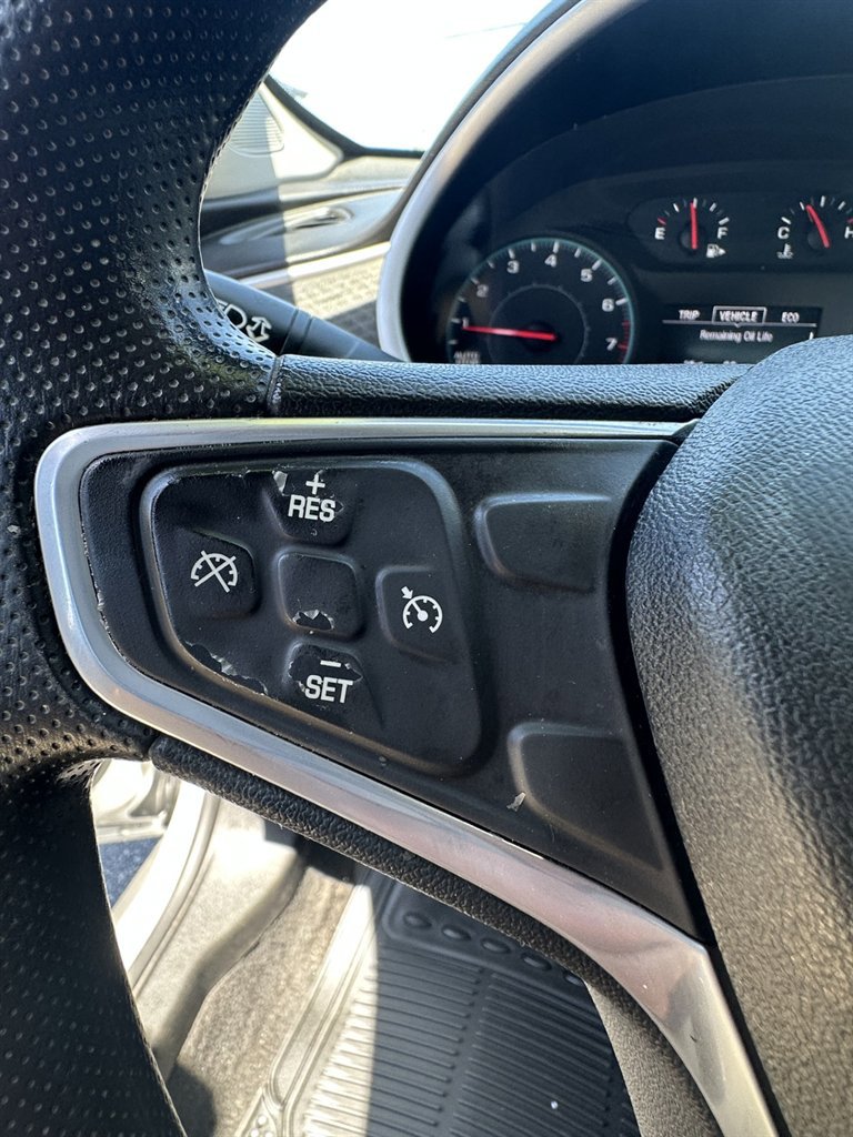 Used 2022 Chevrolet Malibu LT image 13