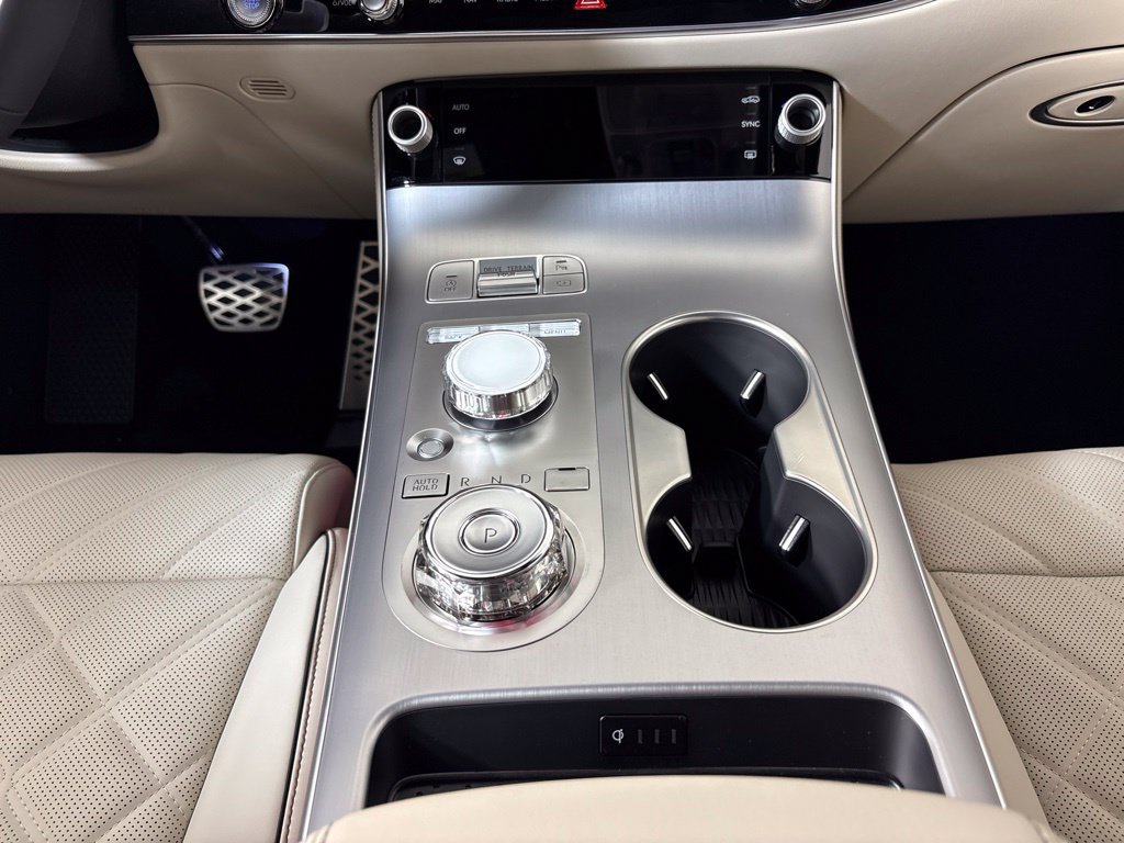 New 2027 Genesis GV70 2.5T Sport Prestige AWD/4WD image 24