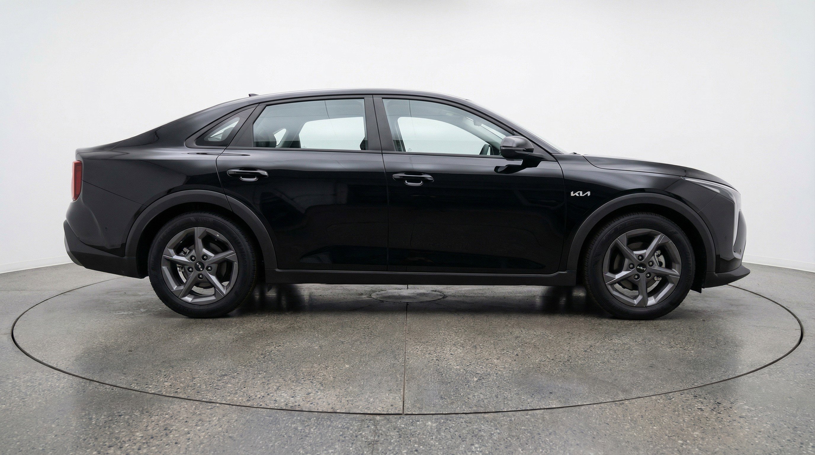 Used 2025 Kia K4 FWD image 11