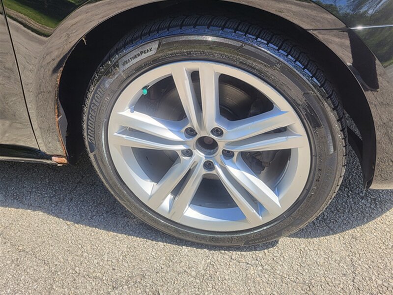 Used 2014 Volkswagen Passat 1.8T SE FWD image 28