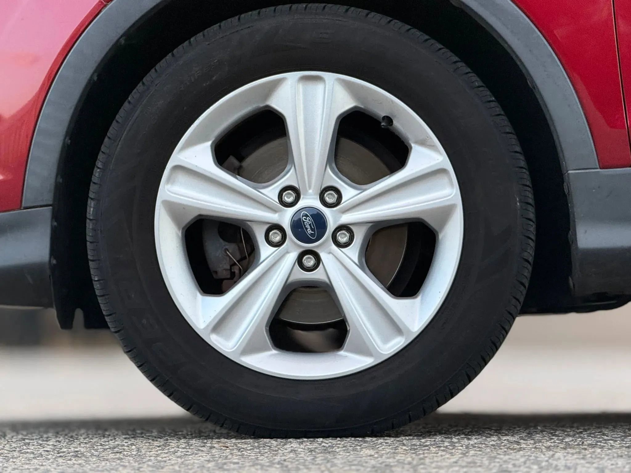 Used 2013 Ford Escape SE image 30