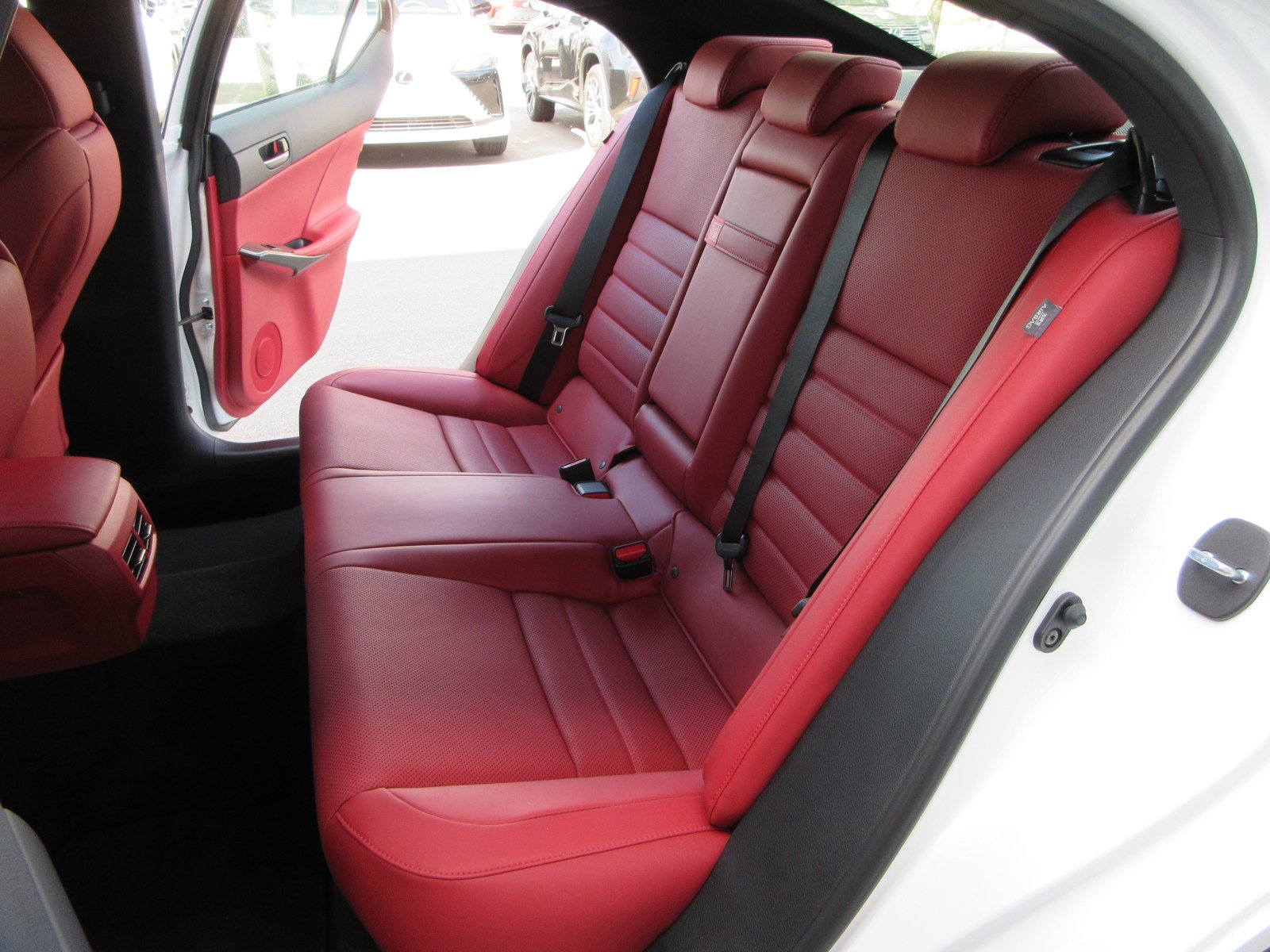 Used 2025 Lexus IS 500 RWD image 23
