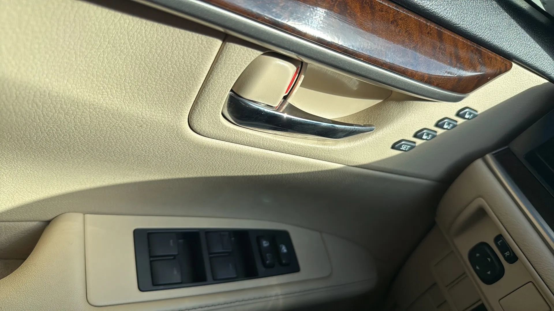 Used 2015 Lexus ES 350 image 22