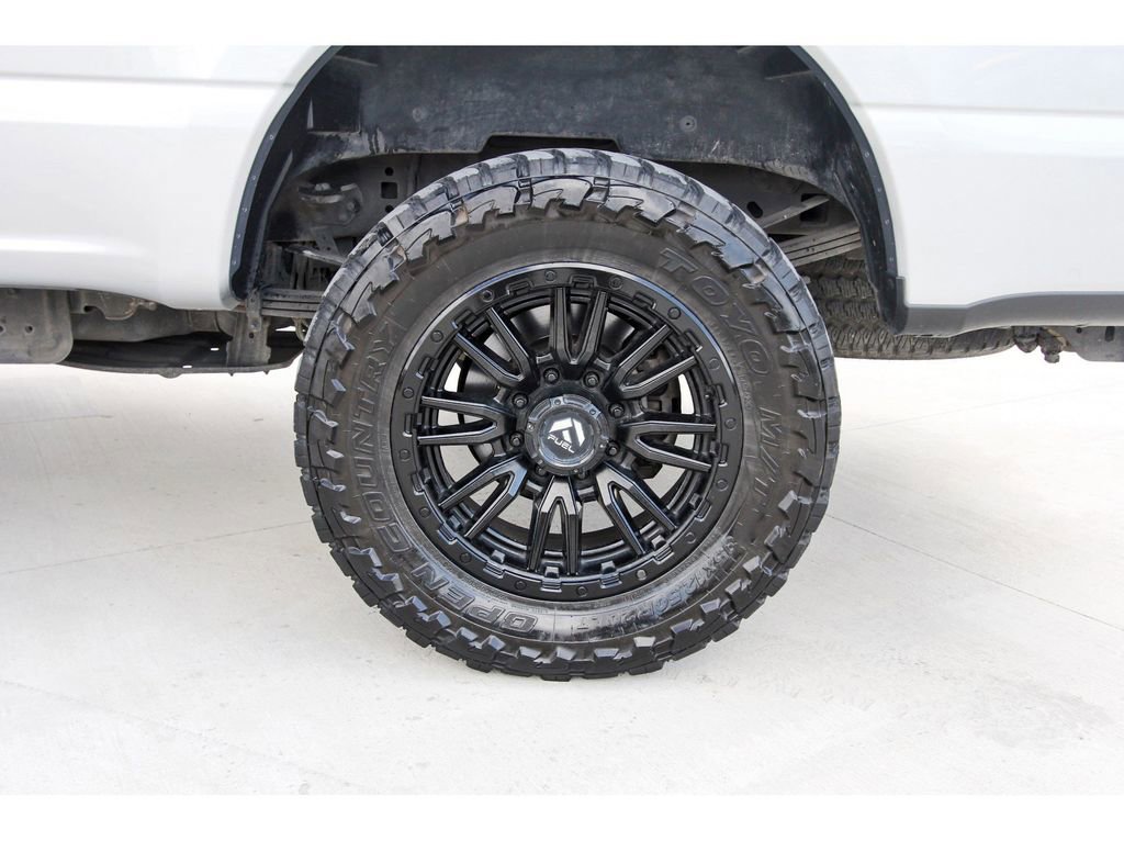 Certified 2024 Ford F350 Platinum AWD/4WD image 31