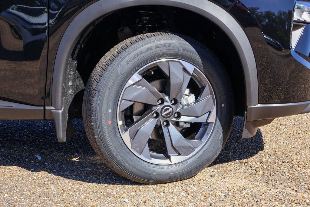 New 2026 Nissan Rogue SV image 16