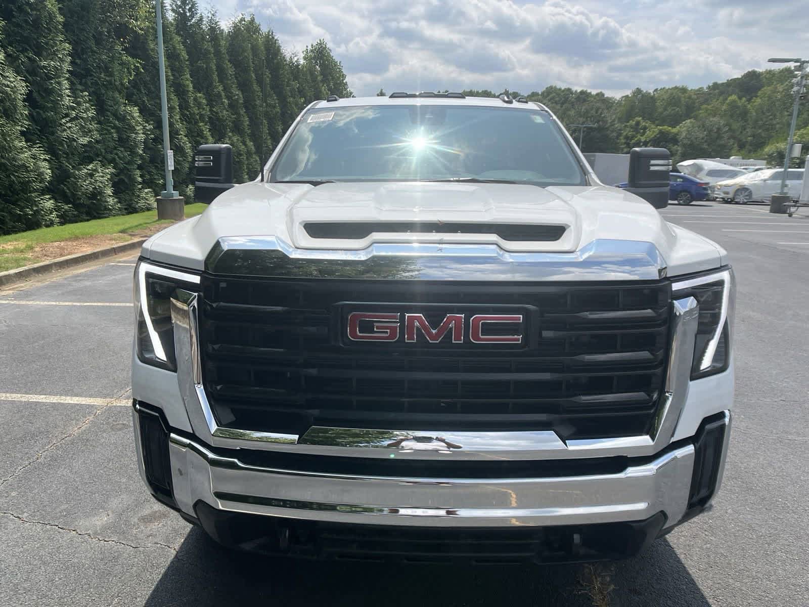 New 2024 GMC Sierra 2500 Pro w/ Convenience Package image 6