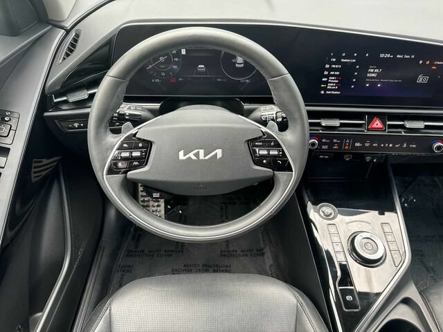 Used 2023 Kia Niro Wave FWD image 17