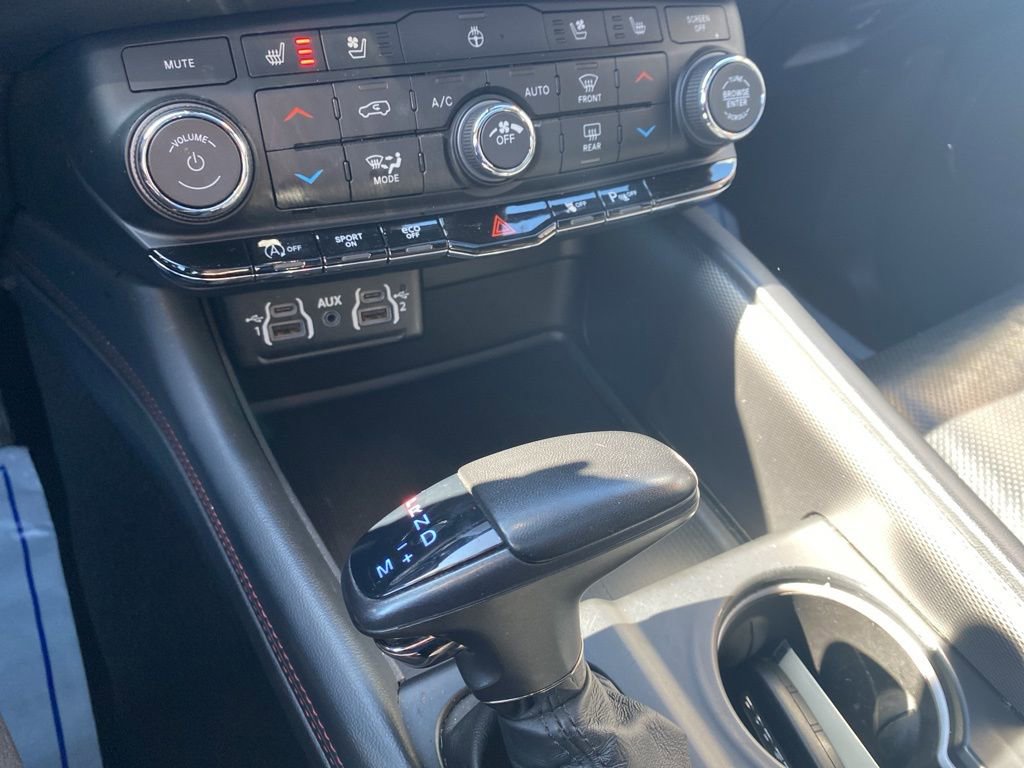 Used 2024 Dodge Durango GT image 28
