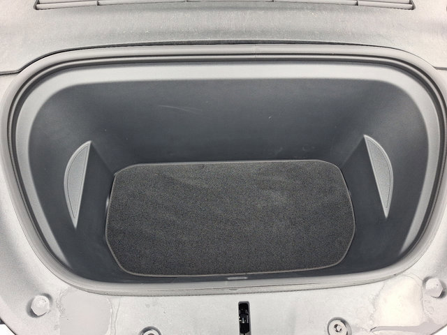 Used 2024 Tesla Model Y Performance image 26