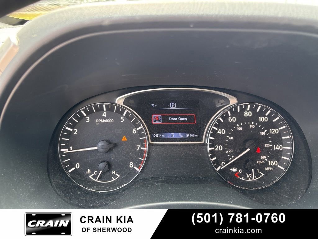 Used 2020 Nissan Pathfinder SL FWD image 1