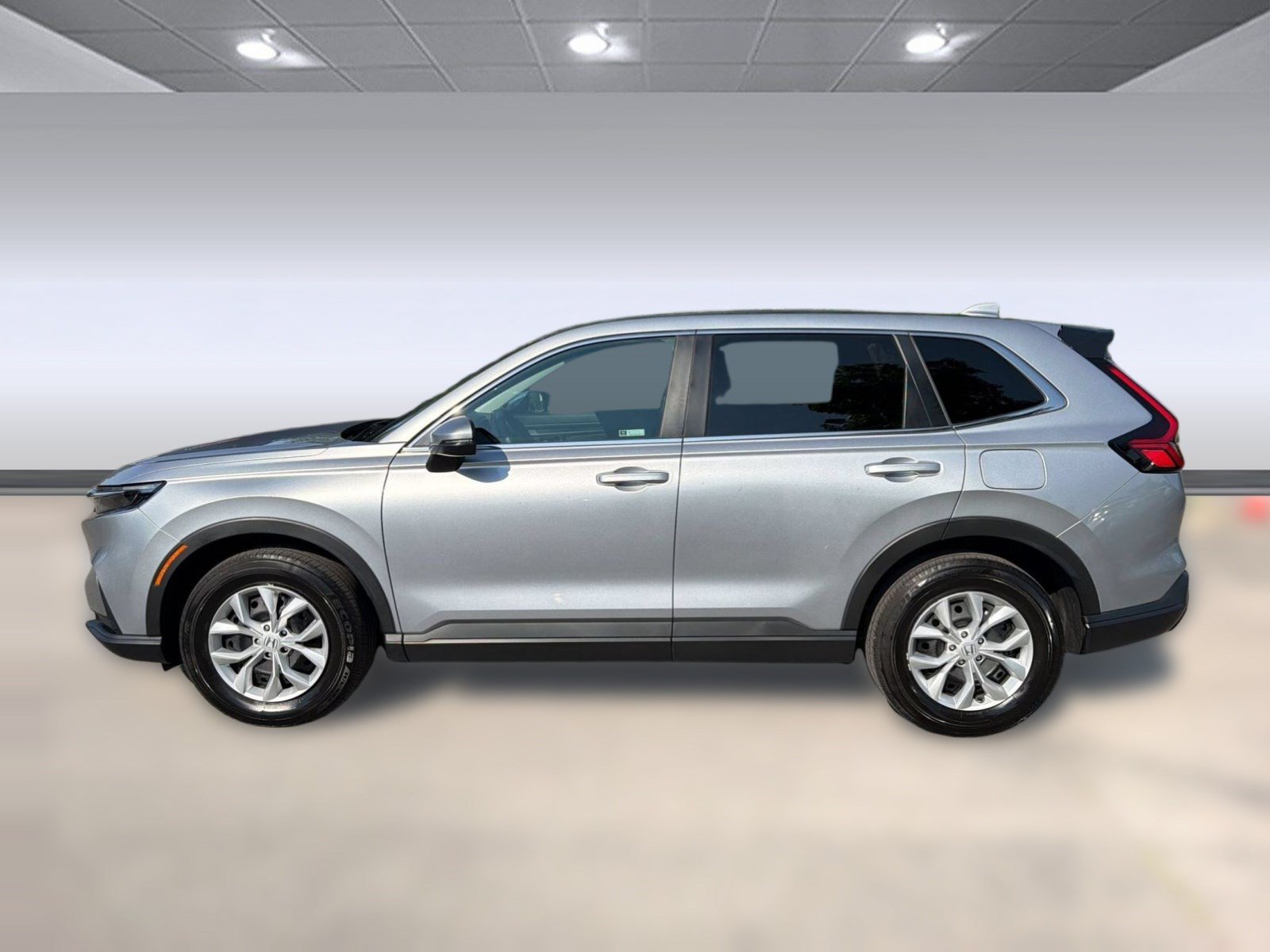 Used 2025 Honda CR-V LX image 2