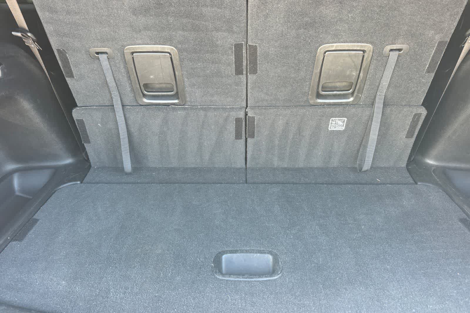 Used 2022 Jeep Grand Cherokee L Laredo RWD image 18
