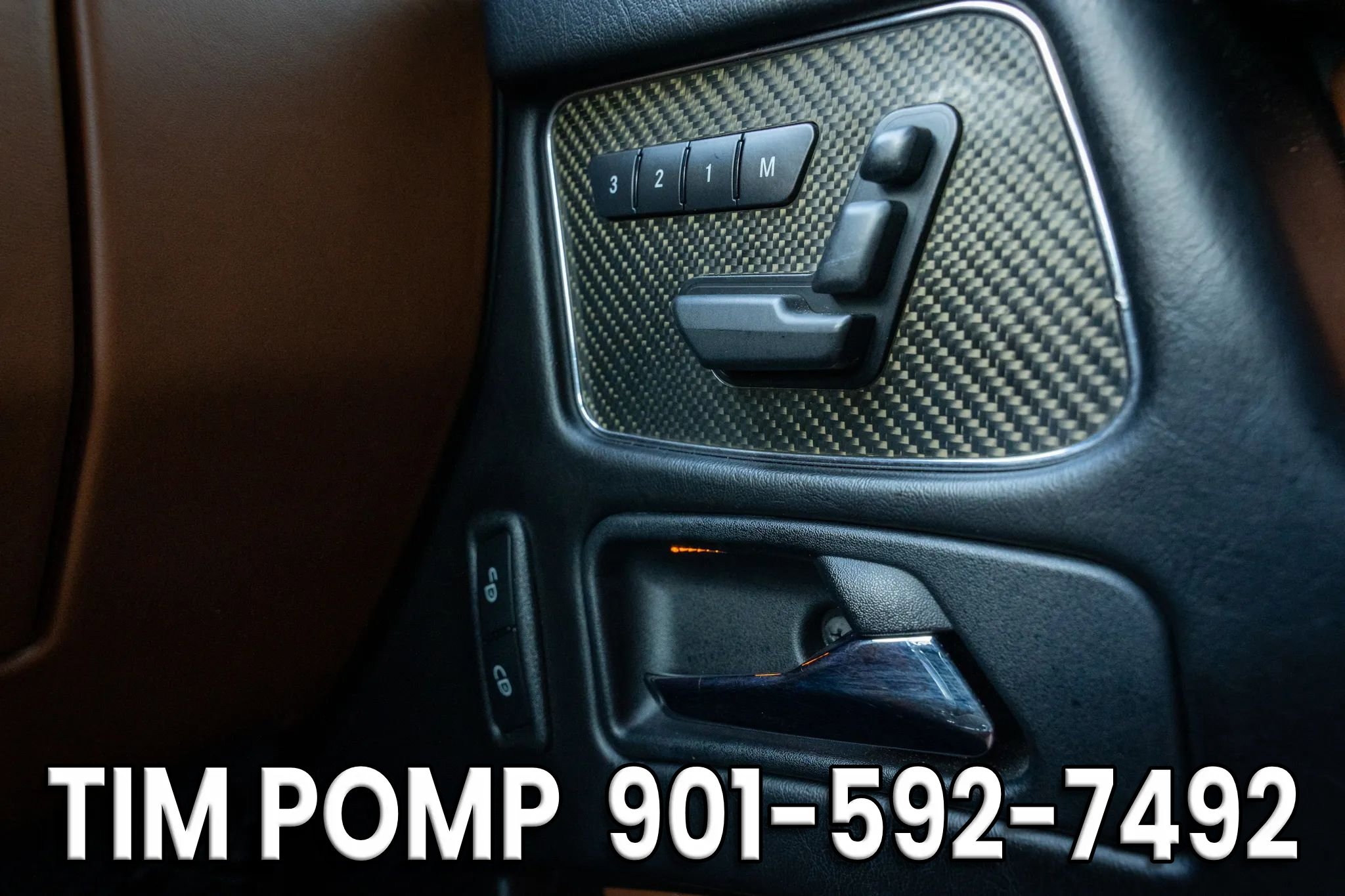 Used 2018 Mercedes-Benz G 63 AMG G 63 AMG Sport Utility 4D w/ Mojave Package image 29