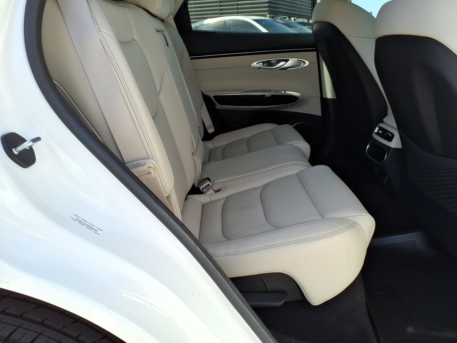 Certified 2022 Genesis GV70 2.5T AWD/4WD image 13