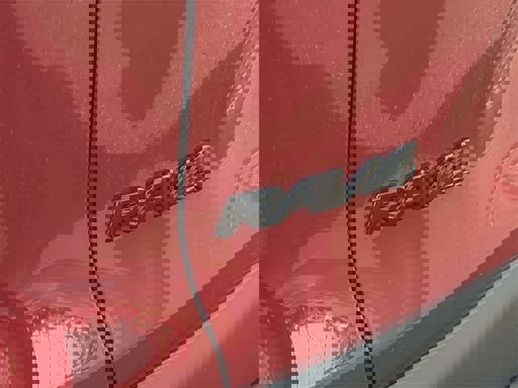 Used 2023 Toyota RAV4 XLE w/ Convenience Package image 12