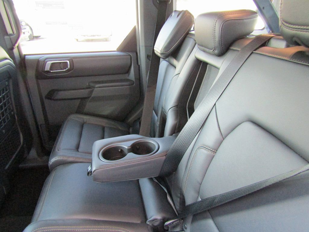 New 2025 Ford Bronco Badlands image 30