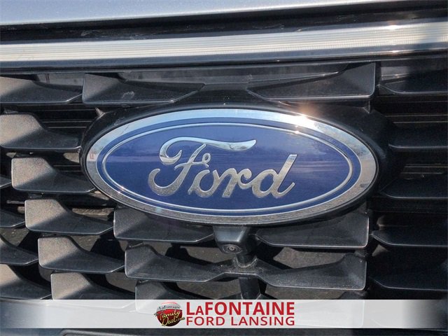 Used 2024 Ford Escape Platinum image 9