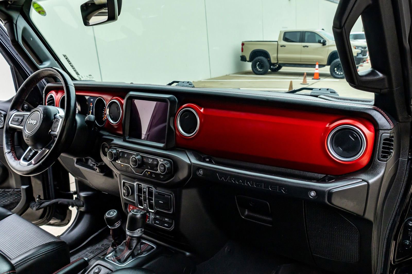 Used 2023 Jeep Wrangler Unlimited Rubicon image 15