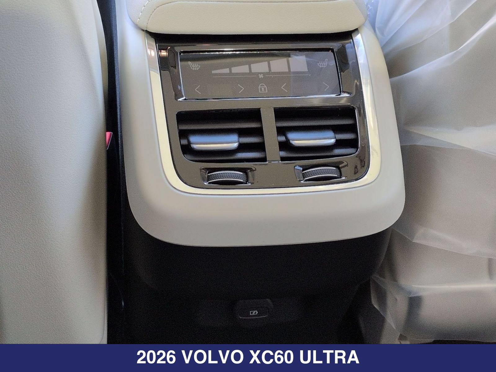 New 2026 Volvo XC60 B5 Ultra w/ Protection Package Premier AWD/4WD image 14