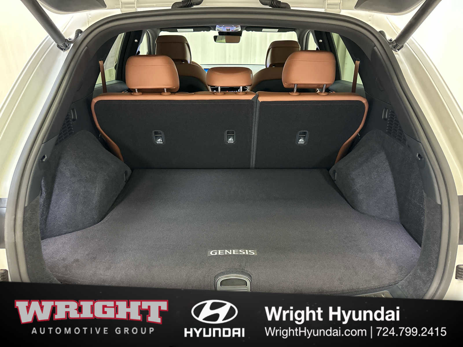 Certified 2026 Genesis GV70 2.5T Advanced image 14