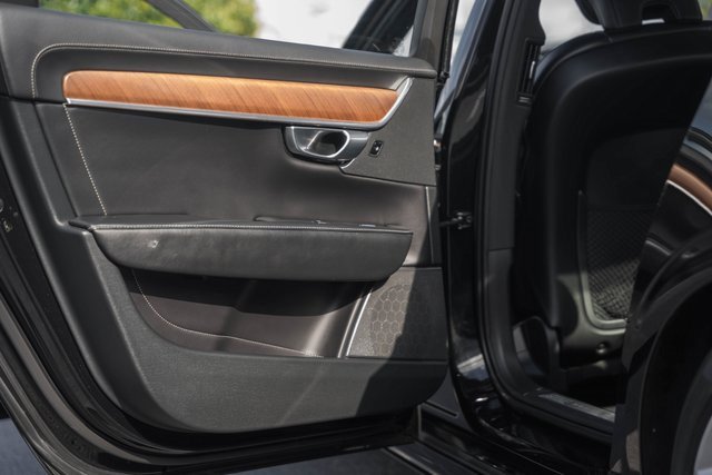 Used 2020 Volvo S90 T6 Inscription image 35