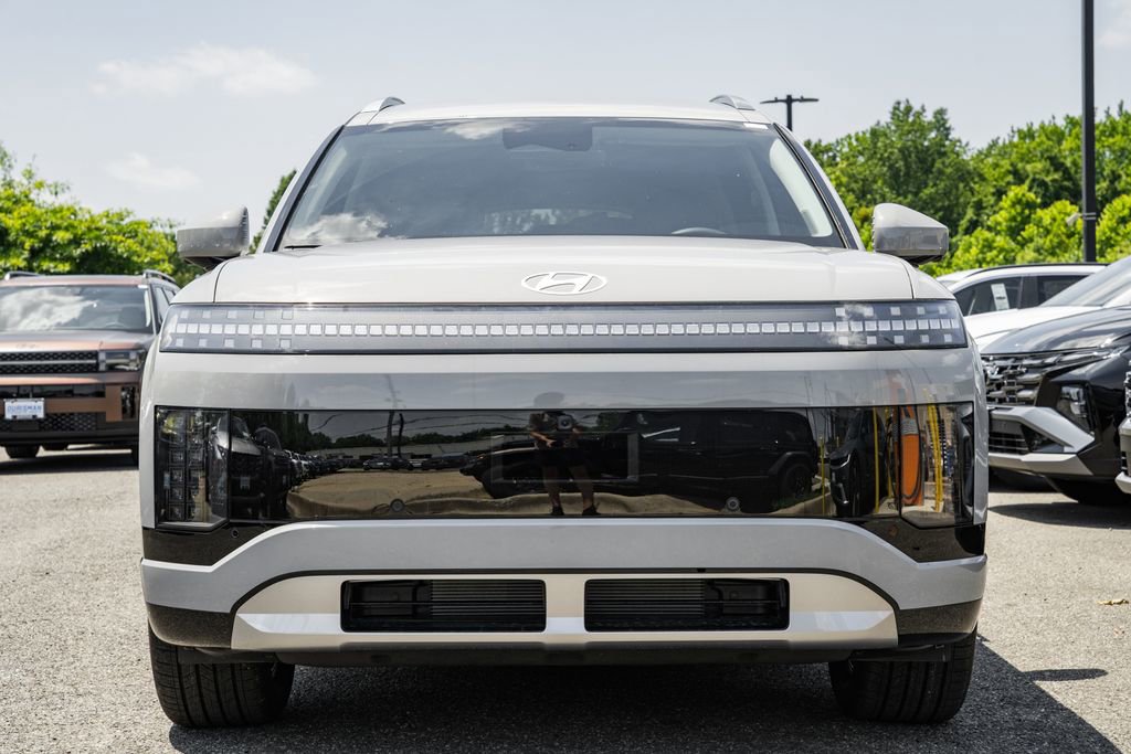 New 2026 Hyundai Ioniq 9 SEL image 2