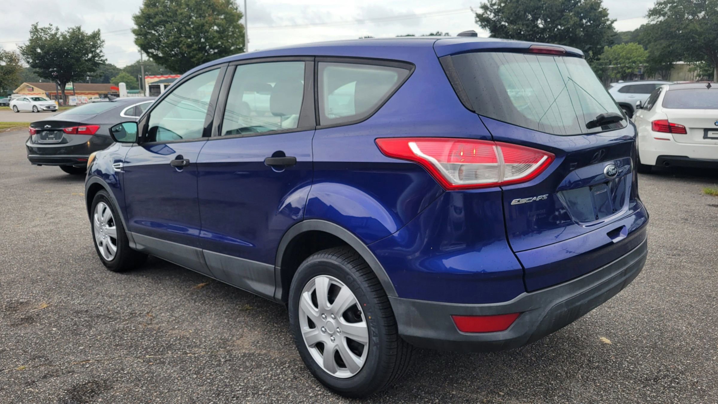 Used 2014 Ford Escape S image 3