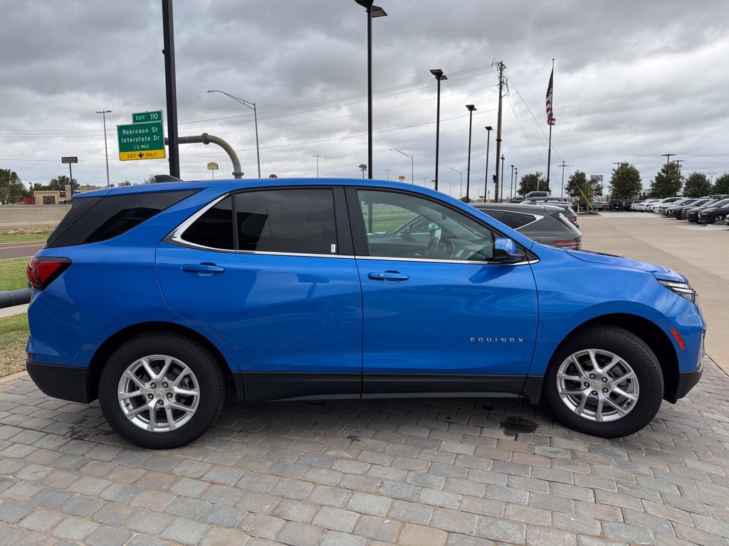 Used 2024 Chevrolet Equinox LT AWD/4WD image 6