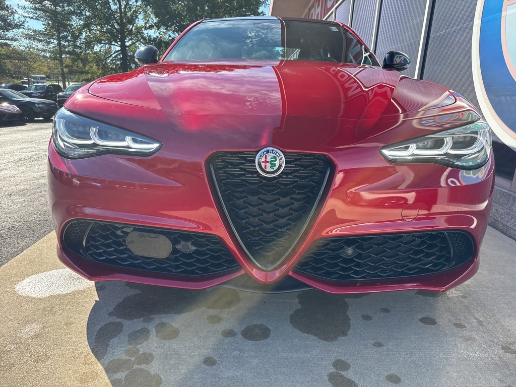 New 2025 Alfa Romeo Giulia AWD w/ Driving Assist Package image 5