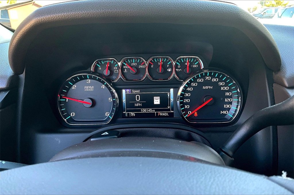 Used 2020 Chevrolet Suburban Premier image 13