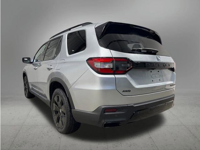 New 2026 Honda Pilot Black Edition image 3