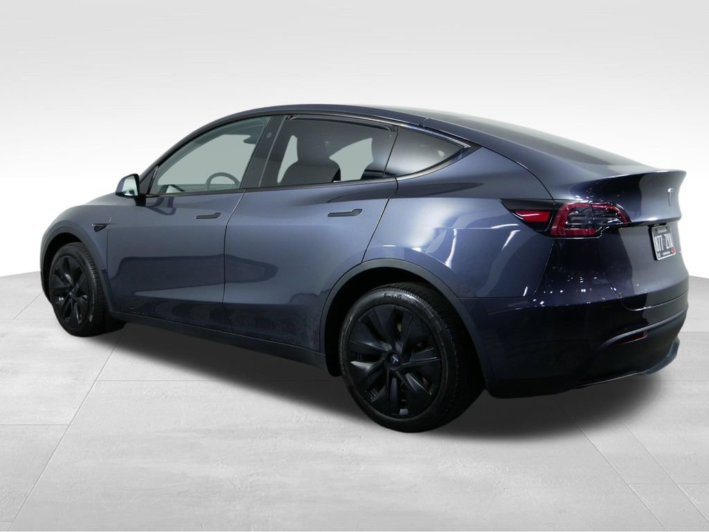 Used 2023 Tesla Model Y Long Range AWD/4WD image 8
