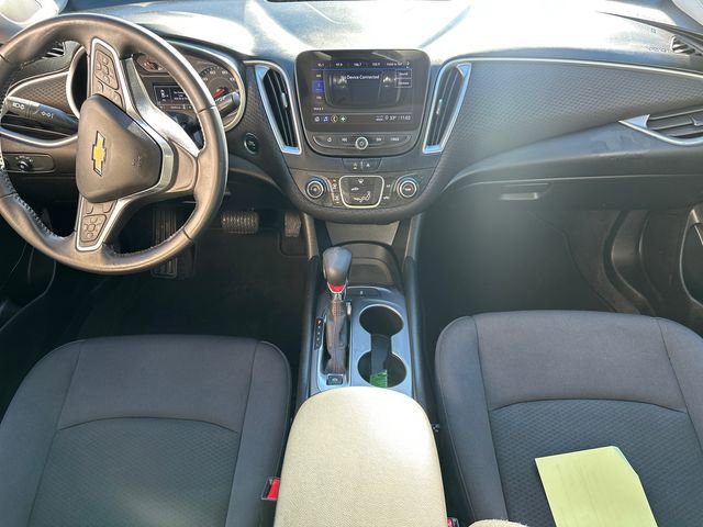 Used 2022 Chevrolet Malibu RS image 16